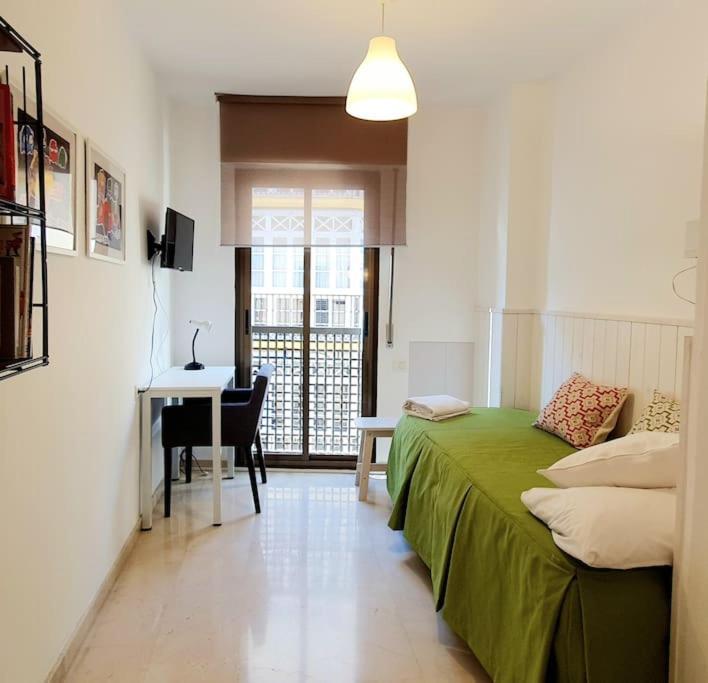 Appartamento Acogedor Y Centrico Con Parking Granada Esterno foto